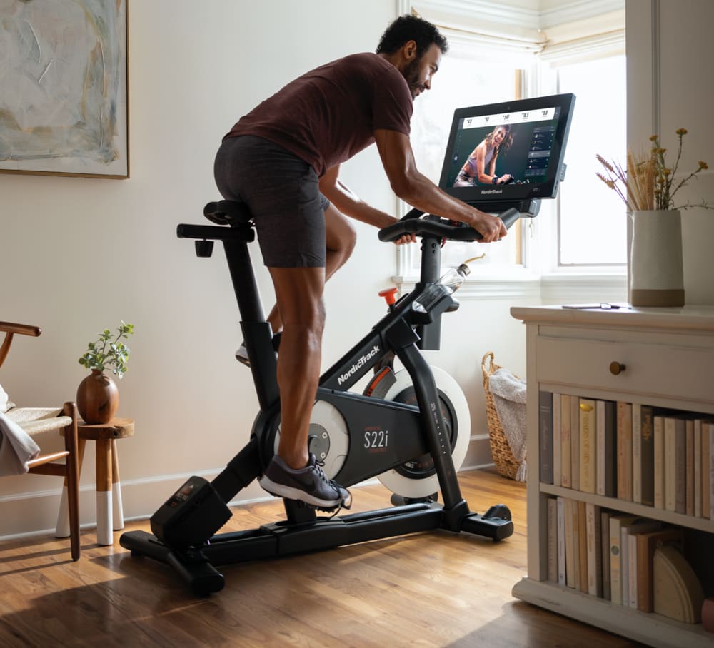 Ifit interactive training top