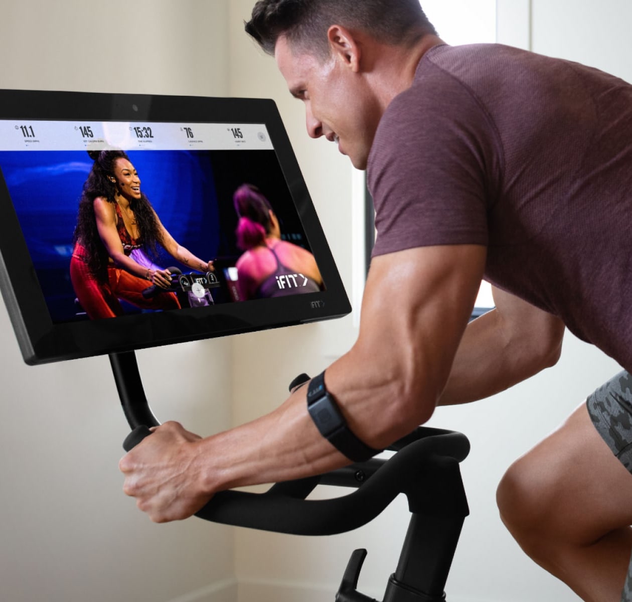 Man using the SmartBeat™ Forearm Heart Rate Monitor.