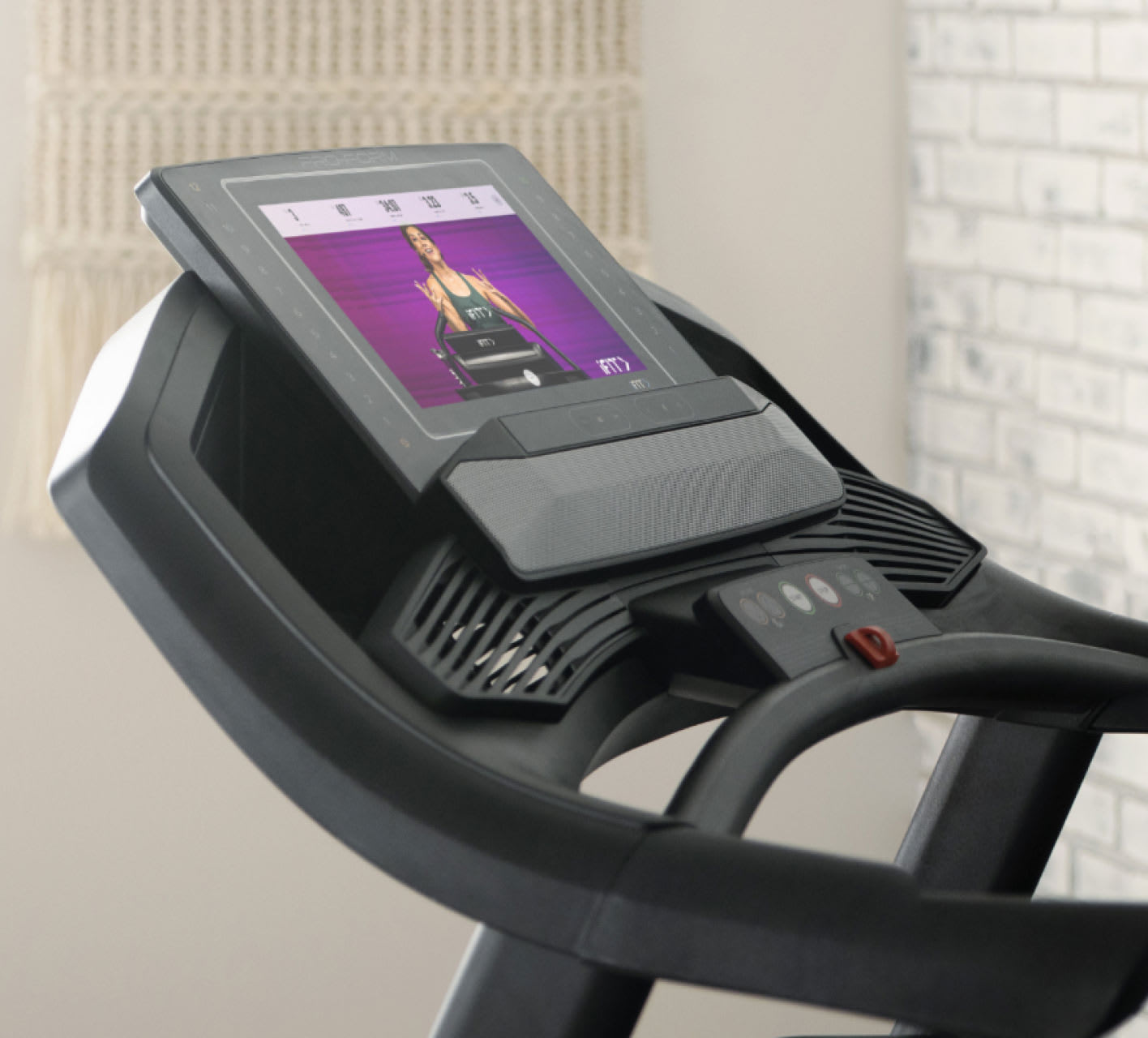 Carbon T14 Treadmill Main Console